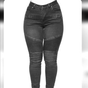 Moto jeans - Fashion Nova 🖤
